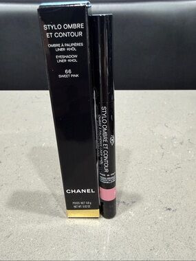 CHANEL Stylo Ombre et Contour Eyeshadow Liner - NEW Color Sweet Pink (66), New